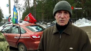В Помоздино прошел автомотопробег в поддержку спецоперации