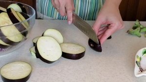 ЖАРЕНЫЕ БАКЛАЖАНЫ С ПОМИДОРАМИ НЕ ОТОРВАТЬСЯ | закуска из баклажанов