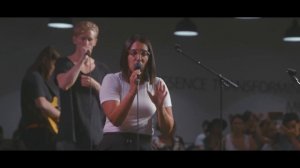 Open The Scroll (Spontaneous) - UPPERROOM