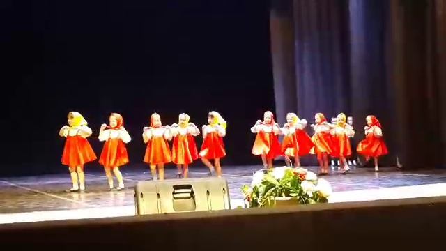 танец "Русские матрешки" смотреть онлайн