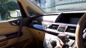 Движение бокового зеркала на заднем ходе Honda Elysion