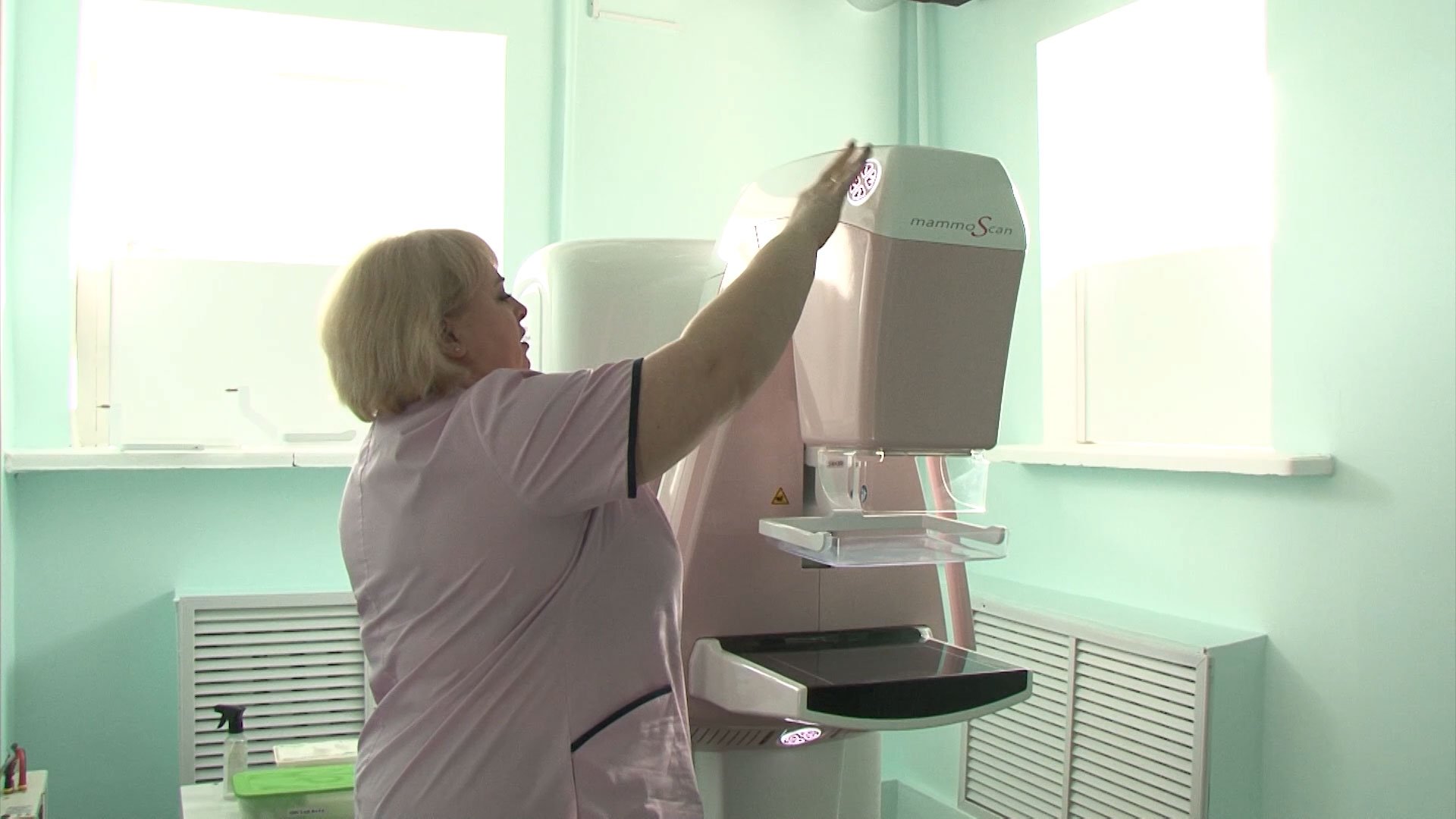 Аппарат для маммографии. Цифровой рентген диагностич аппарат Пульмоскан. Рентген аппарат в поликлинике. Маммография 18 +. Красногвардейская црб ставропольский край
