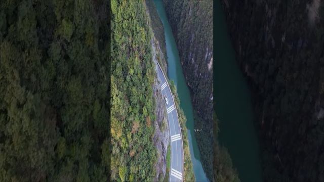 The cliffs are breathtaking and the ten-mile canyon is breathtaking. This is the cliff-hanging road