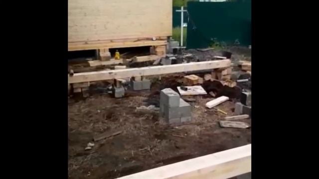 Монтаж свайно-винтового фундамента. Передвижка дома в массиве Дунай.