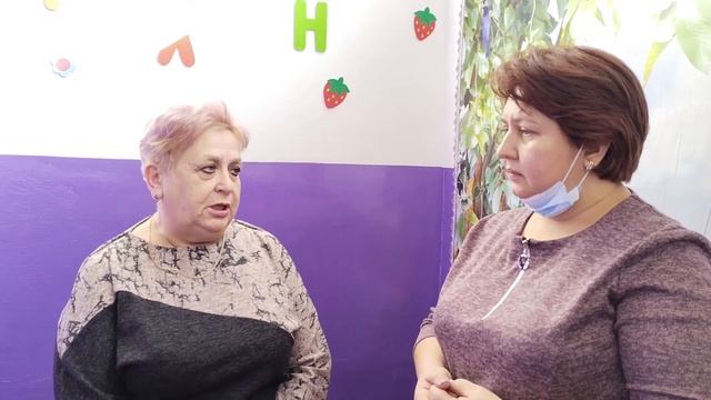 100 деток получили благословение. смотреть онлайн