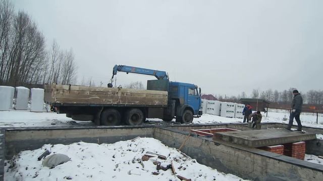 дом Шаховская, подготовка перед монтажом жб плит перекрытий 1 го этажа смотреть онлайн