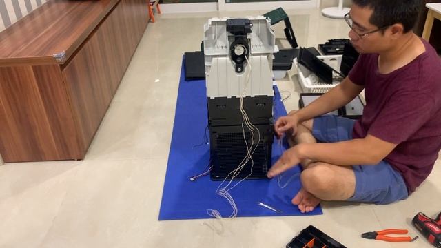 Video vệ sinh và hoàn thiện lọc không khí Daikin MCK55 2017 смотреть онлайн