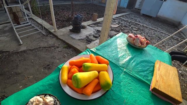Первый раз едим плов без масла.Джизакский плов.Поездка в Джизак.Узбекистан.