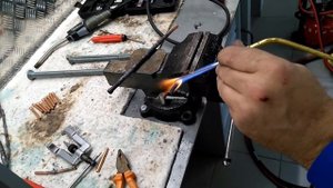 Пайка медных трубок холодильника. Пробуем первый раз.