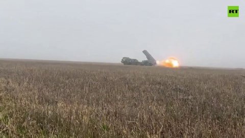 Пехота, бронетехника и опорники: РСЗО «Ураган» выжигают позиции ВСУ в районе Новомихайловки