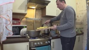 Жареная Картошка в Казане / Жареная Свинина в Казане