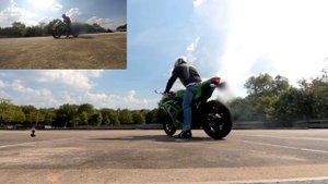 Kawasaki Ninja 300 burnout and donut