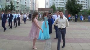 Вальс выпускников 11-х классов.