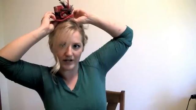 How to Wear a Mini Top Hat смотреть онлайн