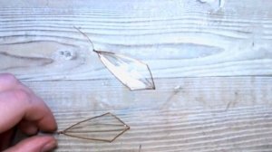 Геометричные серьги из смолы Витраль с поталью своими руками