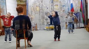 Танец ёжиков