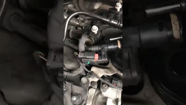 How to change fuel filter on Ford Mondeo 2011 1.6 tdci