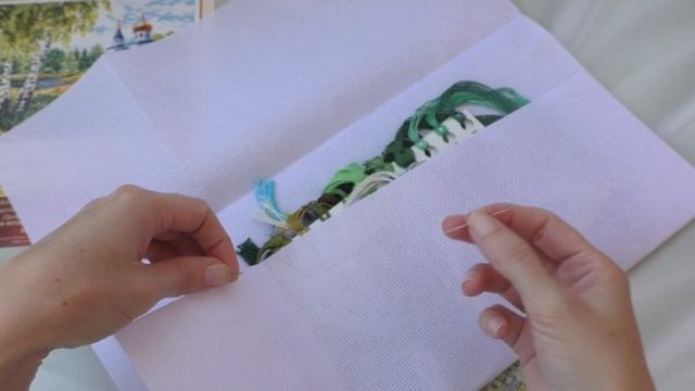 Моя вышивальная неделя. Оформила первую вышитую картину в багетной мастерской.