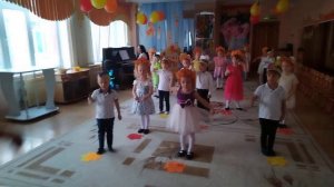 "Осень к нам пришла" /музыка и слова Е. Скрипкиной/