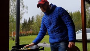 Узбекская дымляма в казане на костре
