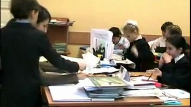 Коробка с карандашами смотреть онлайн