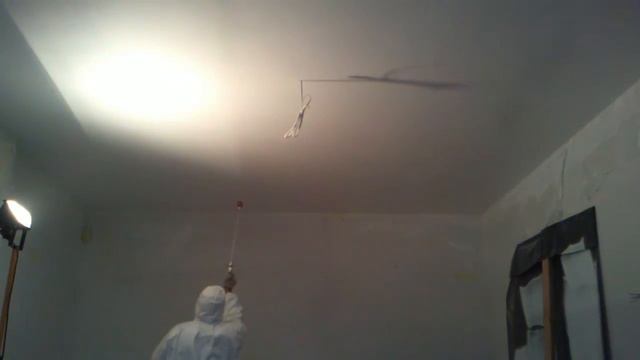 Безвоздушная покраска потолка. смотреть онлайн