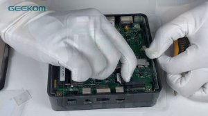 How to Disassemble the Thinnest Mini PC of 2022 - GEEKOM MiniAir 11?