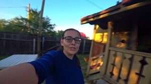 Подвязка гороха к сетке, высокая грядка для большого урожая, дачная жизнь