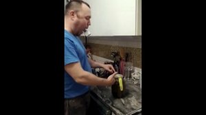 лайфхак, как можно легко открыть банку