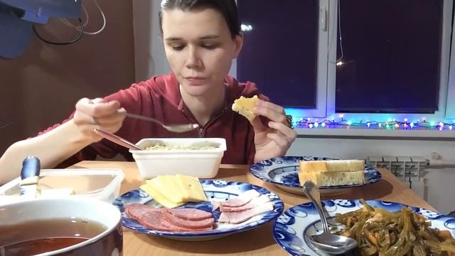 Пробуем вкусняшки: доширак, солями, ветчина, солянка. Эксперимент. смотреть онлайн