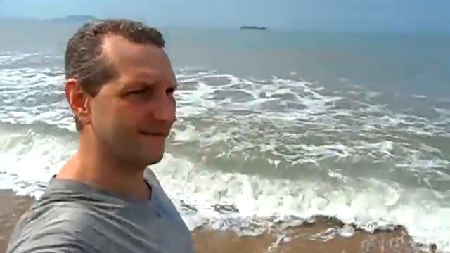 о.Хайнань. г.Санья. Пляж Отеля Yin Yun Seaview Hotel 4*,июль 2019г. смотреть онлайн