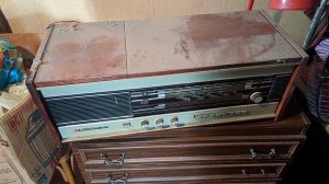 Нашёл старую радиолу, которую не включали 38 лет. Первый запуск
