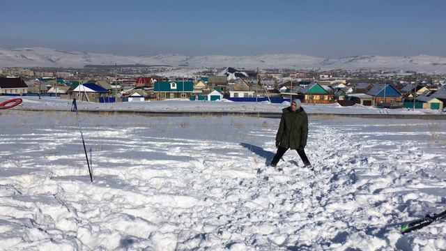 БРАТЬЯ В ПОЛЕ СУГРОБАХ. ИГРАЕМ смотреть онлайн