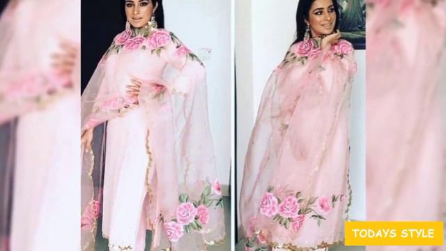 Hand Painted Dress Designs 2021/Fabric Painting On Clothes / Hand Paint Fabric Ideas /Fabric Paint смотреть онлайн