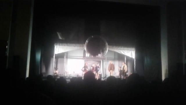 Август имя маленького малчика с уродлевым лецом смотреть онлайн