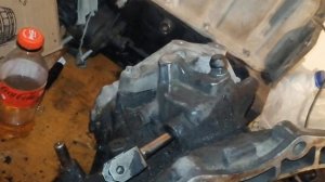 Коробка передач F17 (МКПП) на Opel 1.6 замена сальников