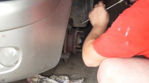 Daewoo Matiz замена передних тормозных колодок. + совет кто делает это первый раз