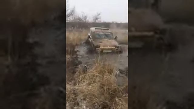 Нива 21213 пушка-гонка на 33х колёсах смотреть онлайн