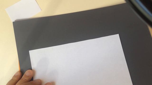 Какие три цвета сочетаются с любым другим цветом?