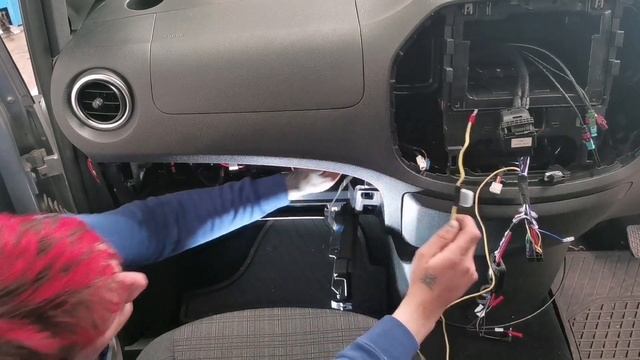 2019 Mercedes Vito W447 Factory Headunit upgrade. Kenwood DMX9720XDS Monitor with Screen. Part 1. смотреть онлайн