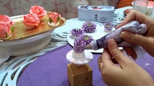 Цветы из белково-заварного крема, розы, хризантемы!