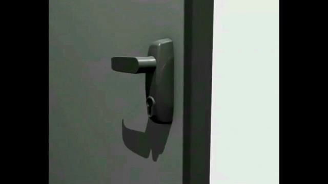 Как установить ручку и замок системы Антипаника на одностворчатую дверь смотреть онлайн