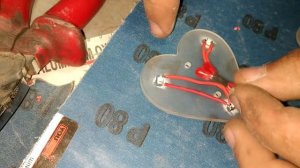 Светодиодное (светящееся, моргающее) сердце своими руками. Ничего сложного.