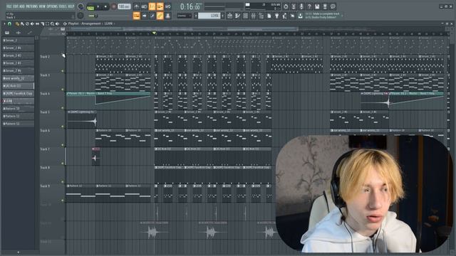 КАК сделать Glitchcore БИТ в стиле 17 SEVENTEEN, SQWORE?!