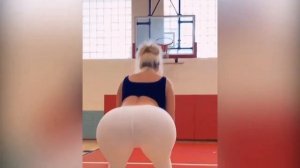 Girls Twerk Big Ass Slip