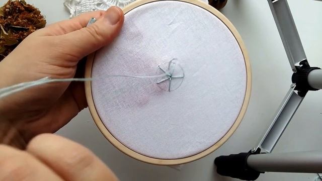 Как просто вышить розу. Роза паутинка. Примитивный мир. смотреть онлайн