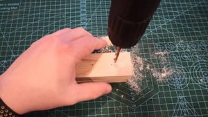 Как сделать головоломку из дерева своими руками.