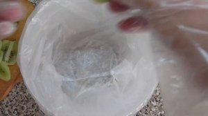Торт из крекера со сметаной без выпечки