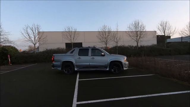 2007 Chevrolet Avalanche LTZ Ultimate LX by Southern Comfort смотреть онлайн