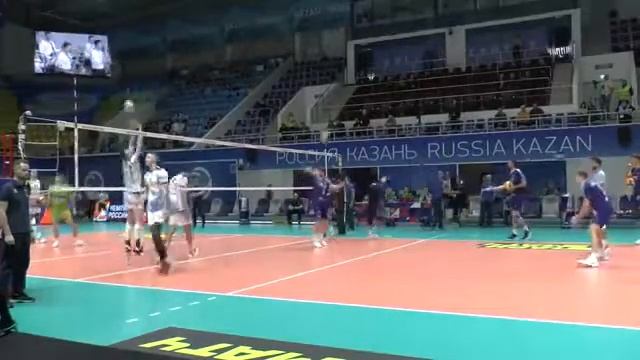 Волейбол. Нападающий удар. Супер. Эрвин Нгапет и команда Зенит-Казань смотреть онлайн